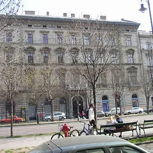 ellenőrizze a rendelkezésre állást