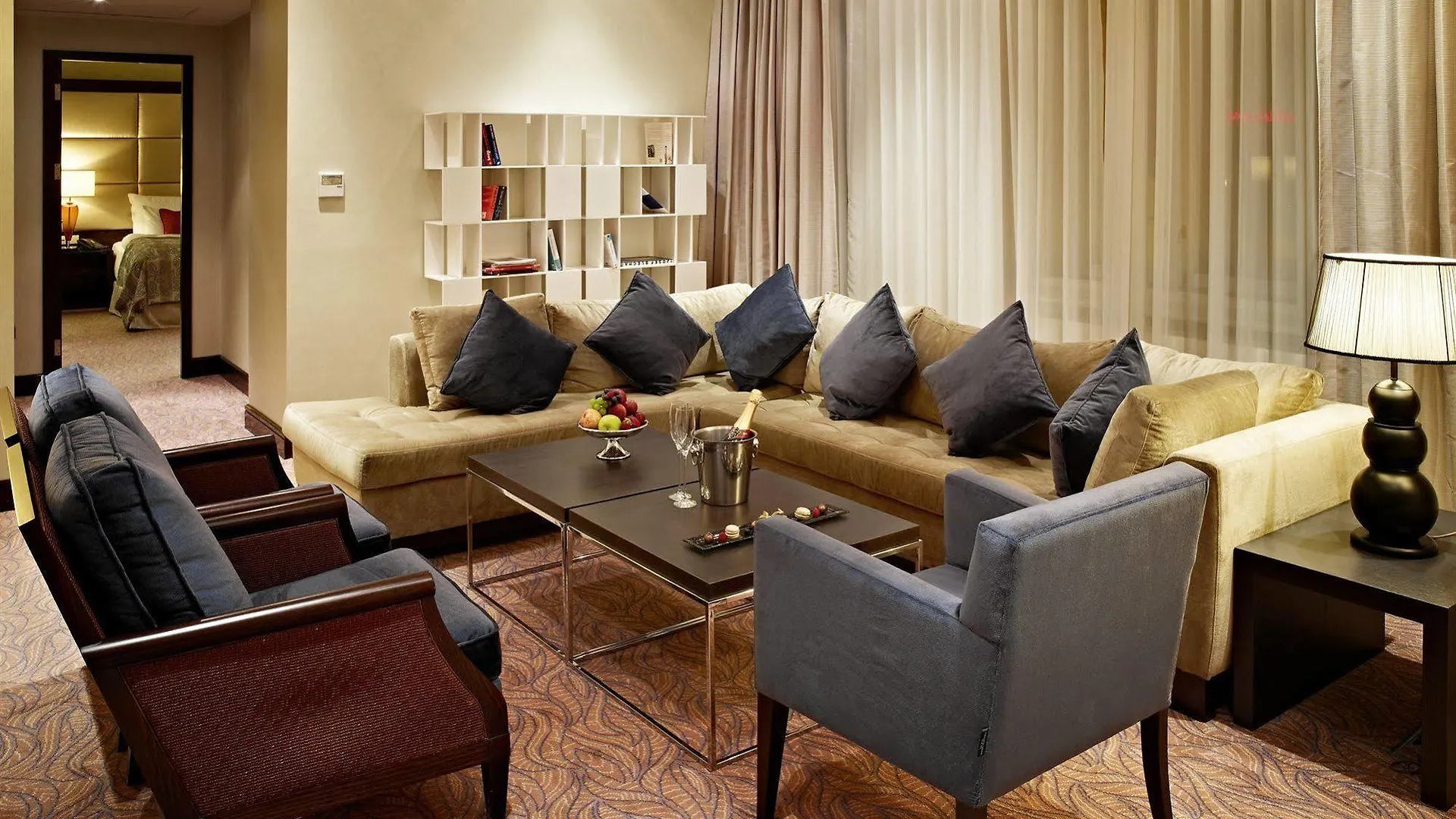 Hotel Kings Court Praga 5*,